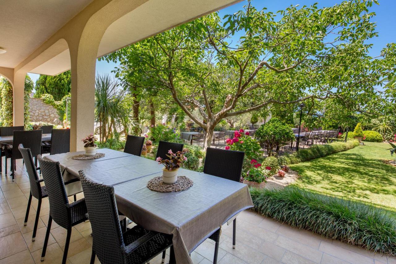 Apartment Skaline Малинска Экстерьер фото