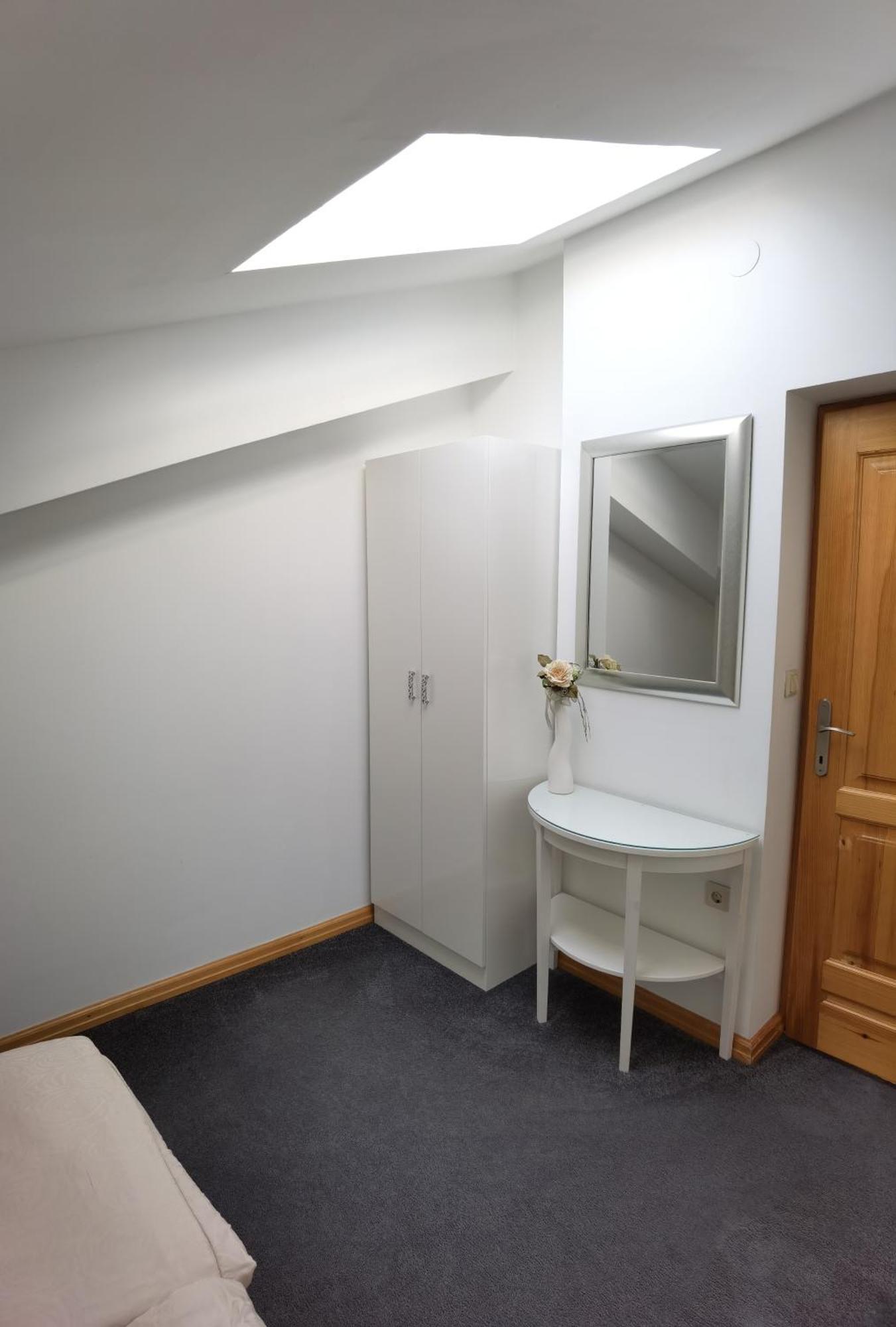 Apartment Skaline Малинска Номер фото
