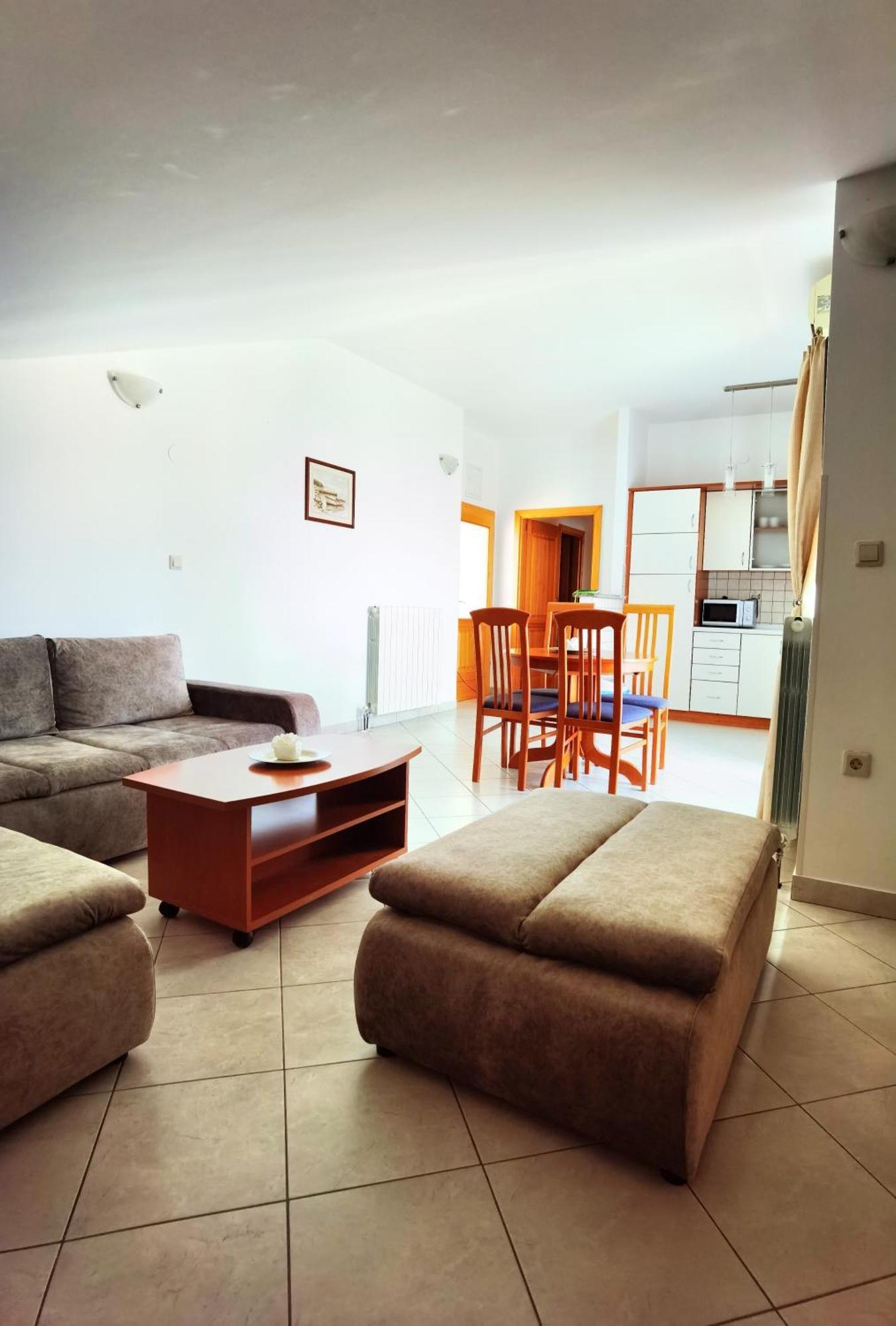 Apartment Skaline Малинска Номер фото