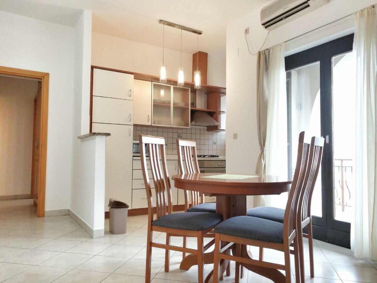 Apartment Skaline Малинска Экстерьер фото