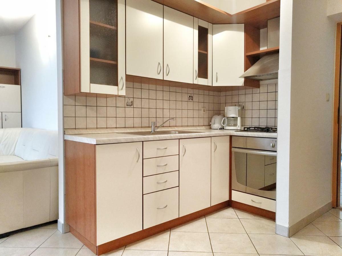Apartment Skaline Малинска Экстерьер фото